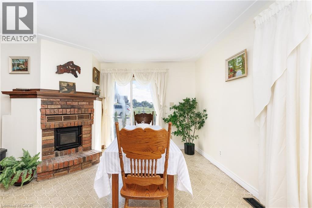 6155 Rainham Road Property Photo 7