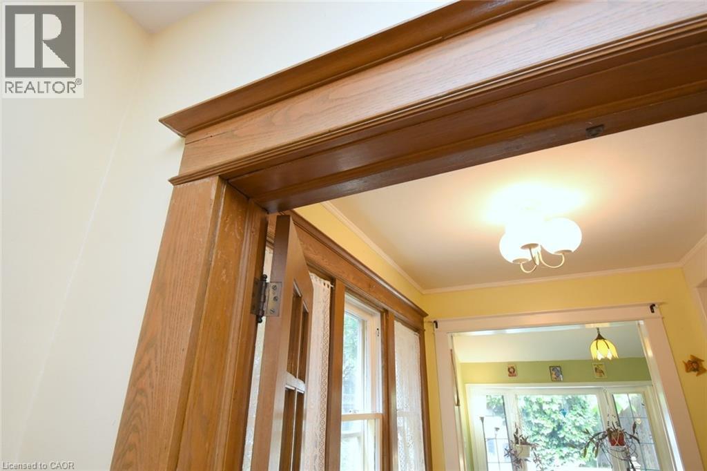 28 St Clair Avenue Property Photo 11