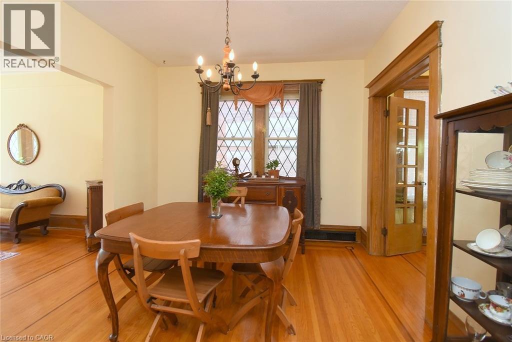 28 St Clair Avenue Property Photo 13