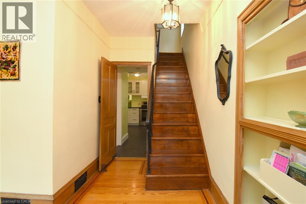 28 St Clair Avenue Property Photo 20