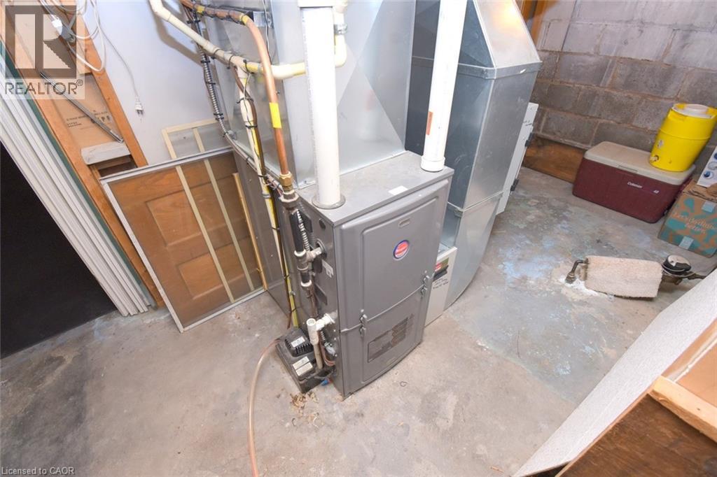 28 St Clair Avenue Property Photo 37