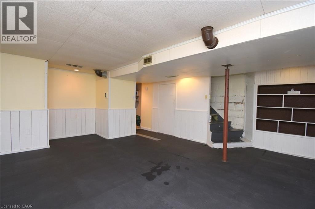 28 St Clair Avenue Property Photo 39