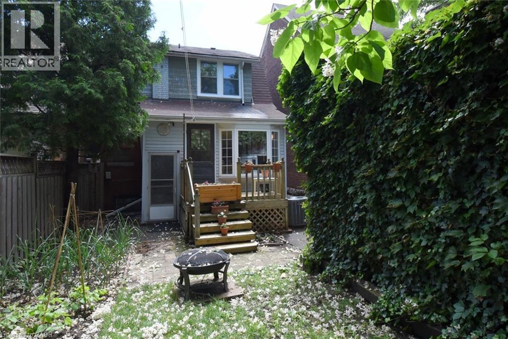 28 St Clair Avenue Property Photo 43