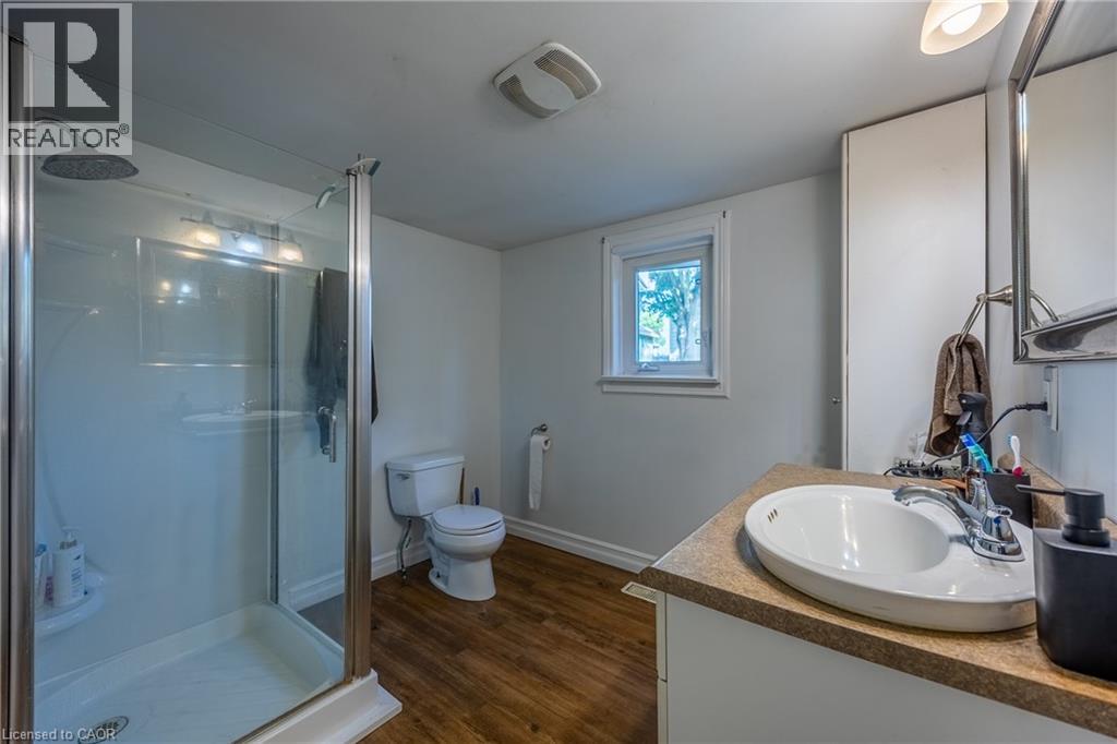 122 Queen Street Property Photo 17