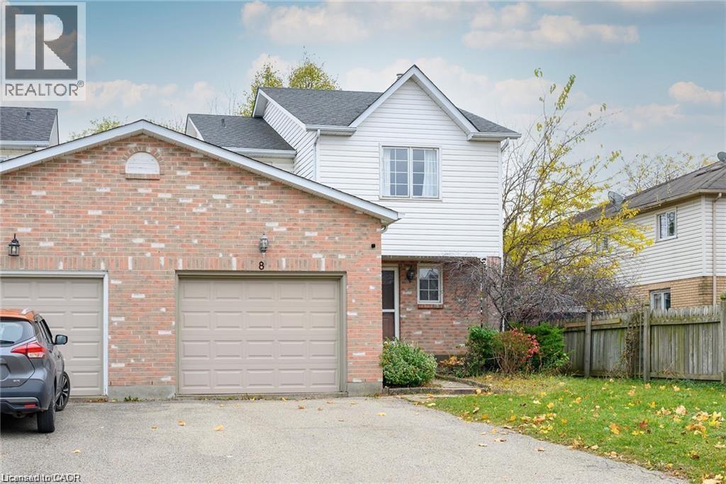 8 Buss Court Property Photo 1