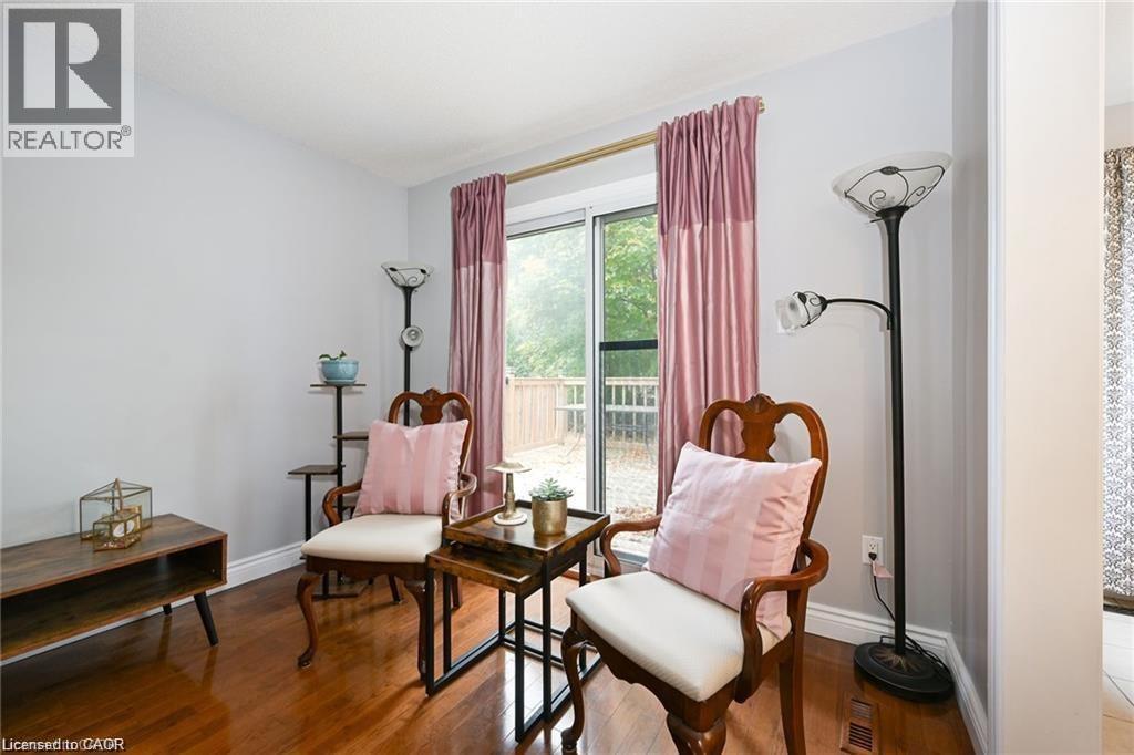 8 Buss Court Property Photo 10