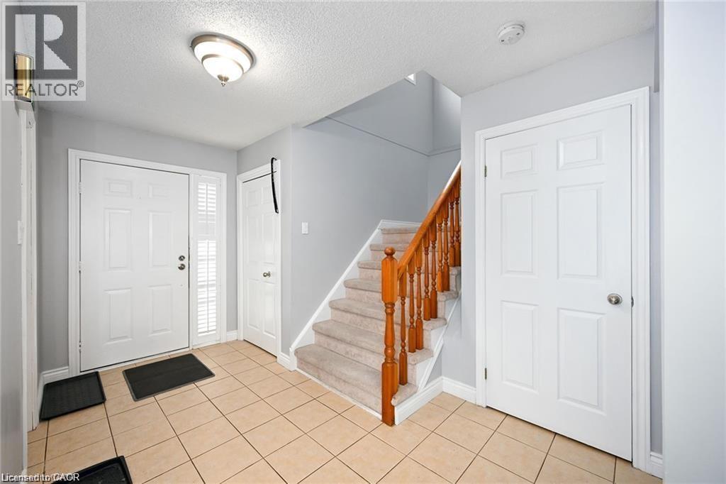 8 Buss Court Property Photo 13