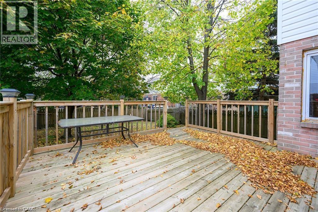 8 Buss Court Property Photo 37