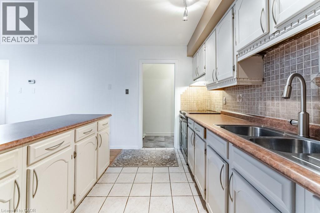4042 Longmoor Drive Unit# 4 Property Photo 17