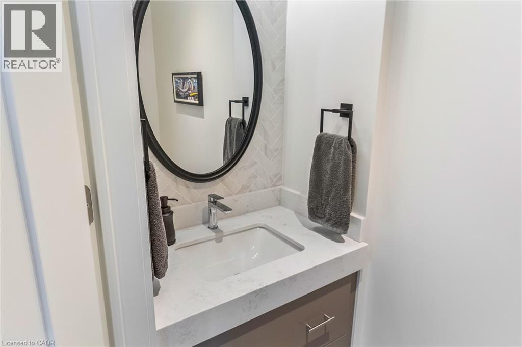 123 Maurice Drive Unit# 303 Property Photo 30