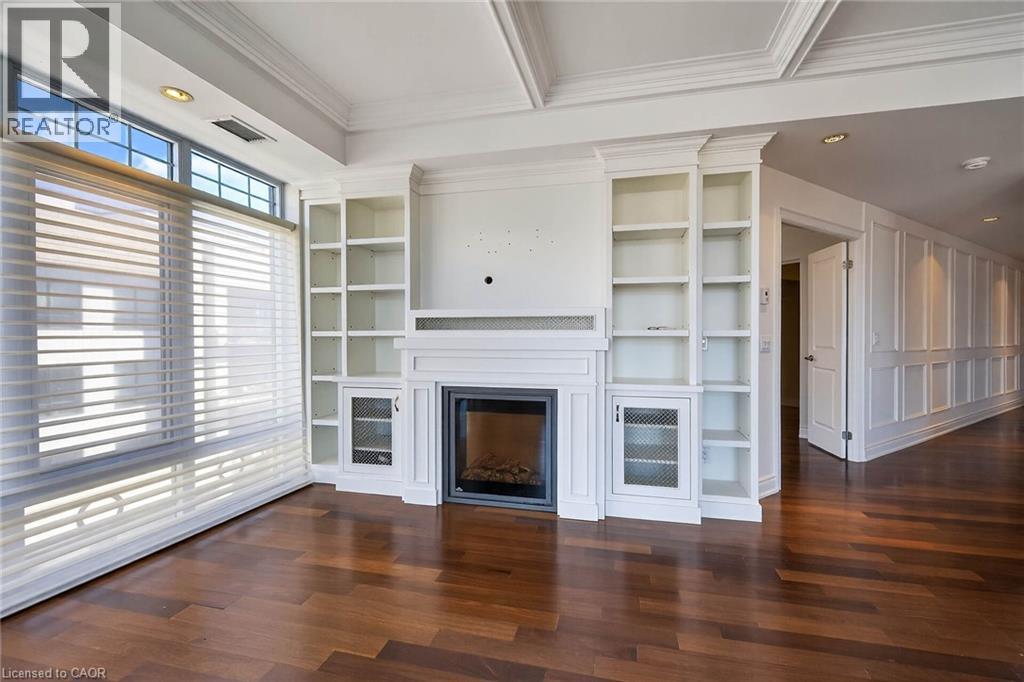 205 Lakeshore Road W Unit# 409 Property Photo 6