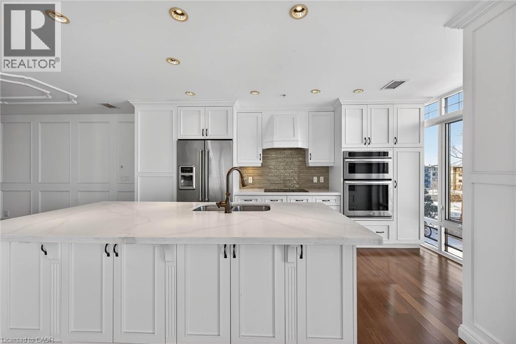 205 Lakeshore Road W Unit# 409 Property Photo 10