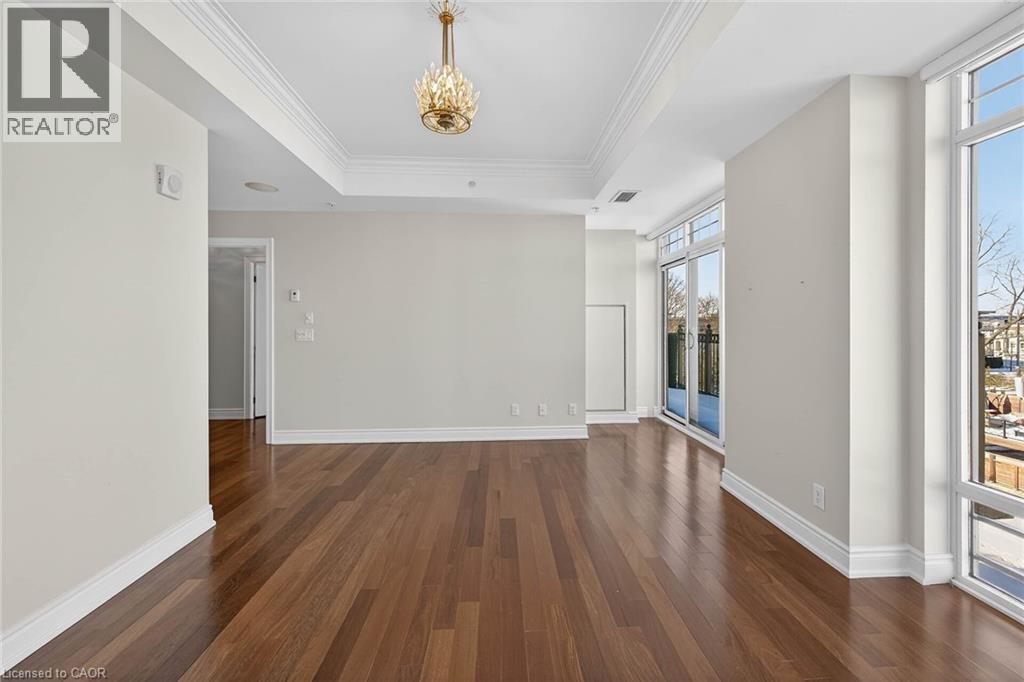 205 Lakeshore Road W Unit# 409 Property Photo 27