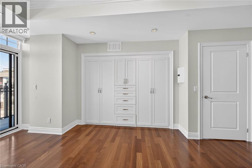 205 Lakeshore Road W Unit# 409 Property Photo 33