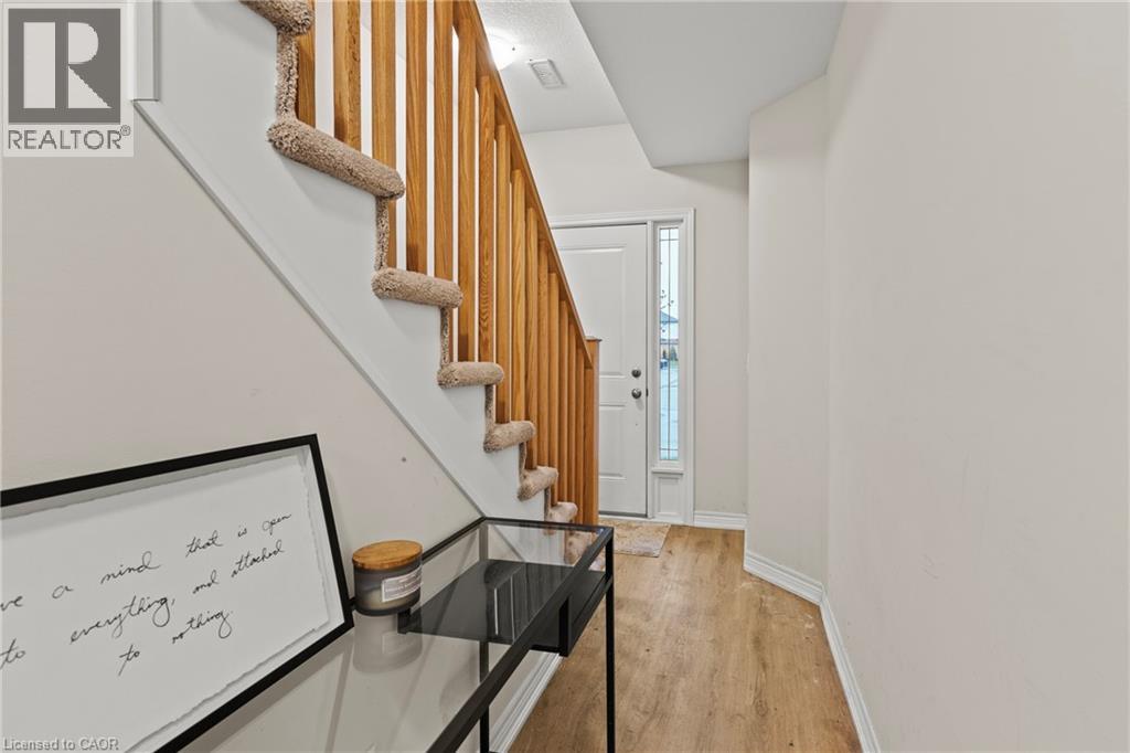 19 Picardy Drive Unit# 4 Property Photo 5