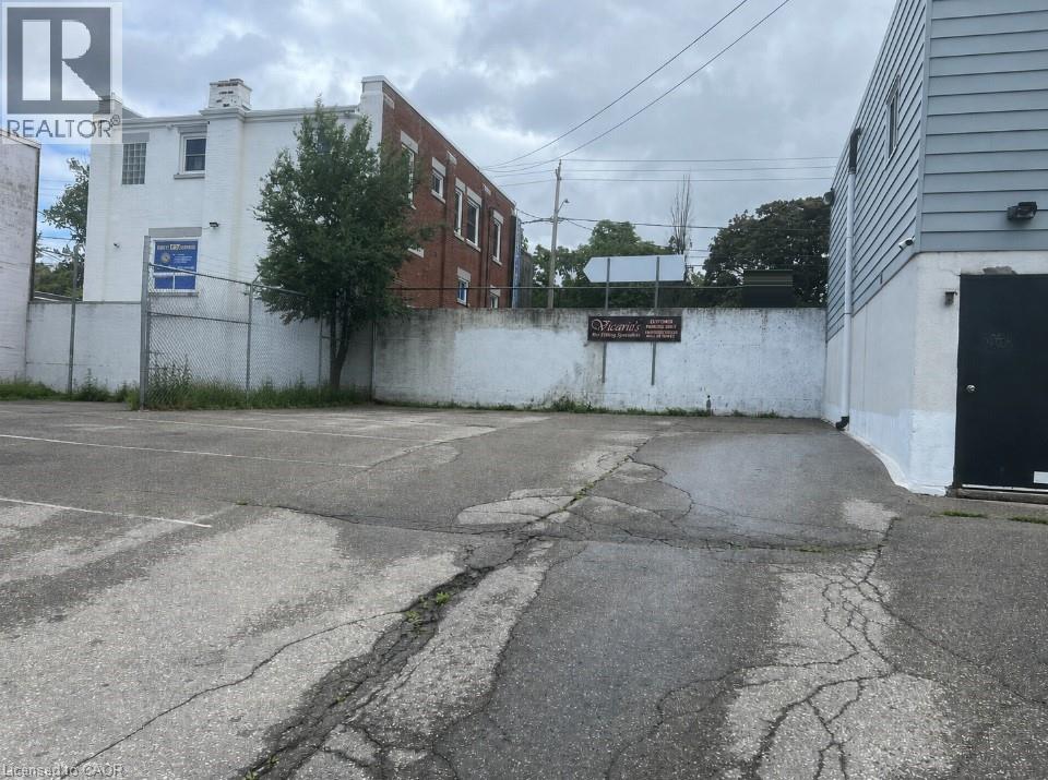 745 King Street E Property Photo 2