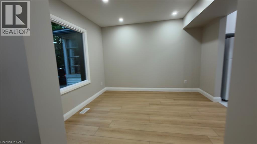 18 Miehm Place Property Photo 12