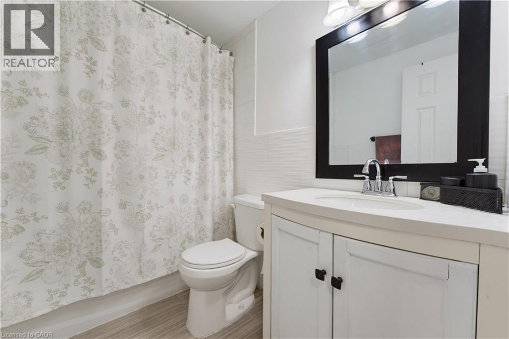 138 Blackhorne Drive Unit# 4 Property Photo 20