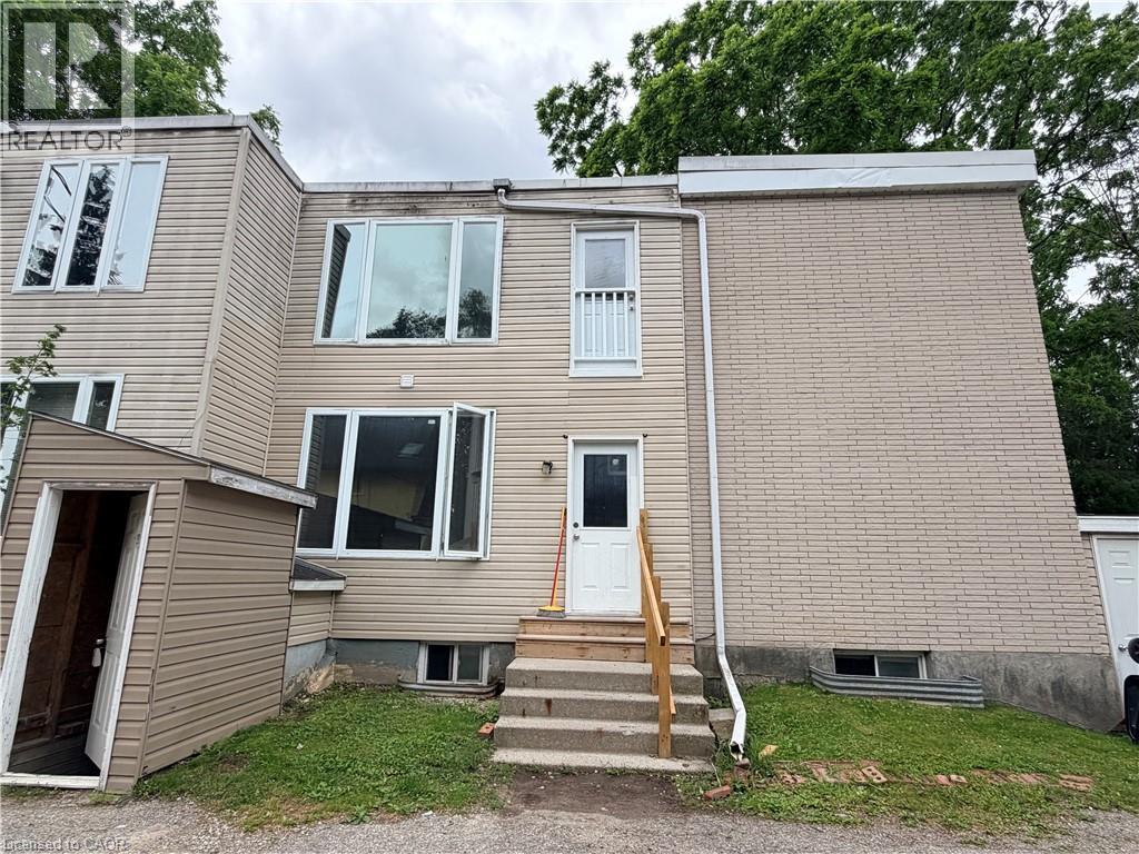 74 WILLIAM Street W Unit# 4 Property Photo 1