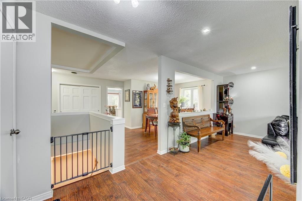 95 Allen Street Property Photo 6