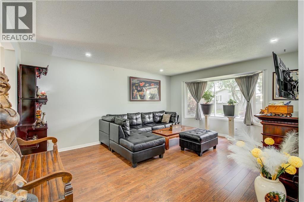 95 Allen Street Property Photo 7
