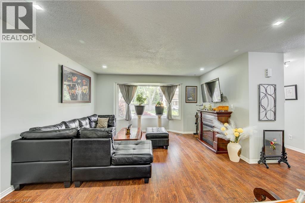 95 Allen Street Property Photo 8