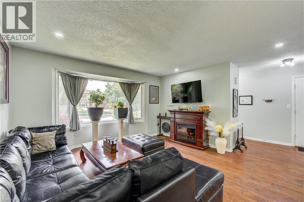 95 Allen Street Property Photo 9