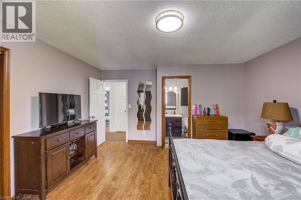 95 Allen Street Property Photo 27