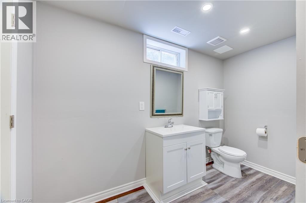 95 Allen Street Property Photo 35