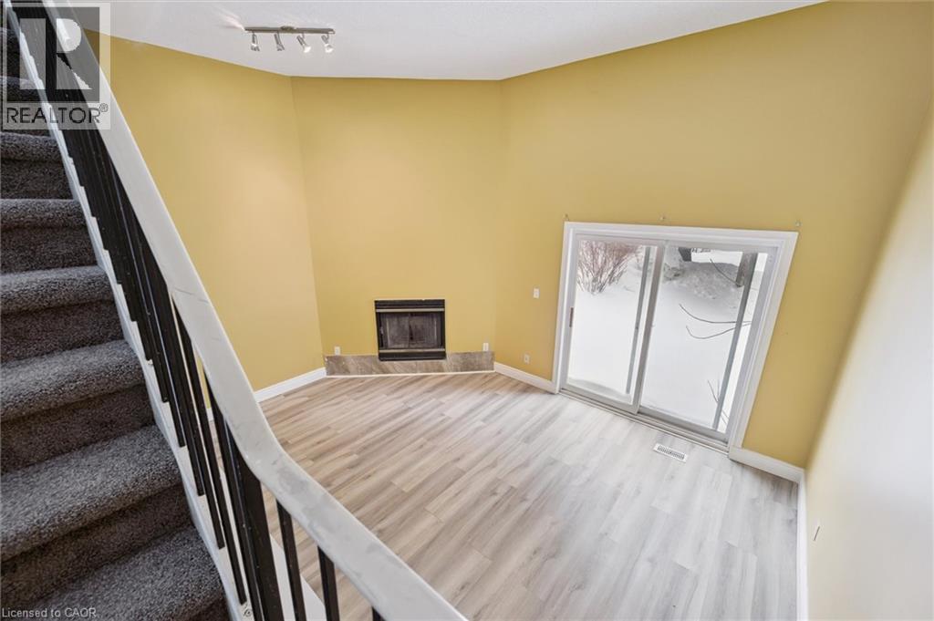 589 Beechwood Drive Unit# 43 Property Photo 12