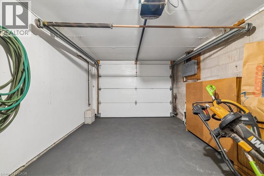 233 East 8th Street Property Photo 40