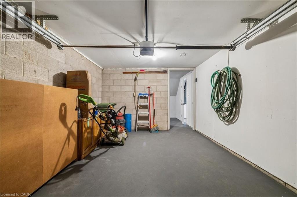 233 East 8th Street Property Photo 41