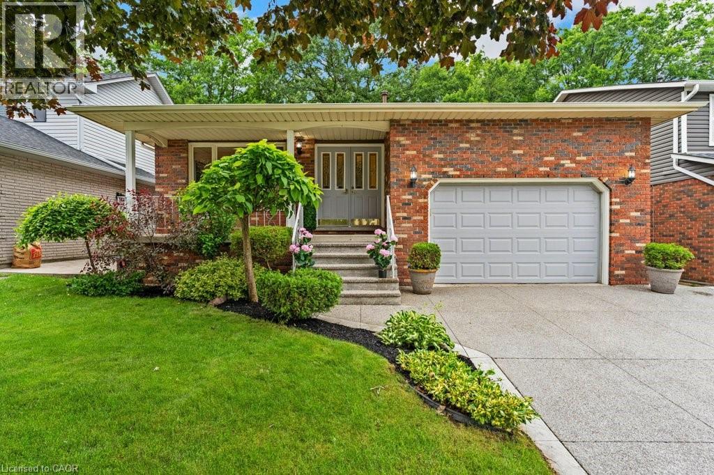 31 Pinewarbler Drive Property Photo 1
