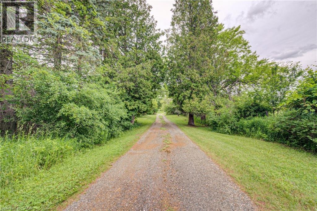 1032 Gore Road Property Photo 4