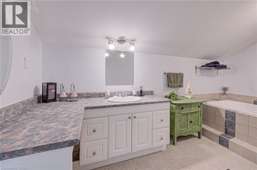 1032 Gore Road Property Photo 23