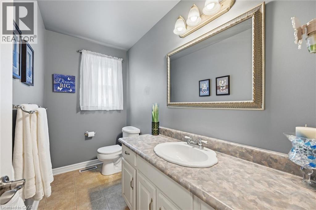 1 Idared Road Property Photo 16