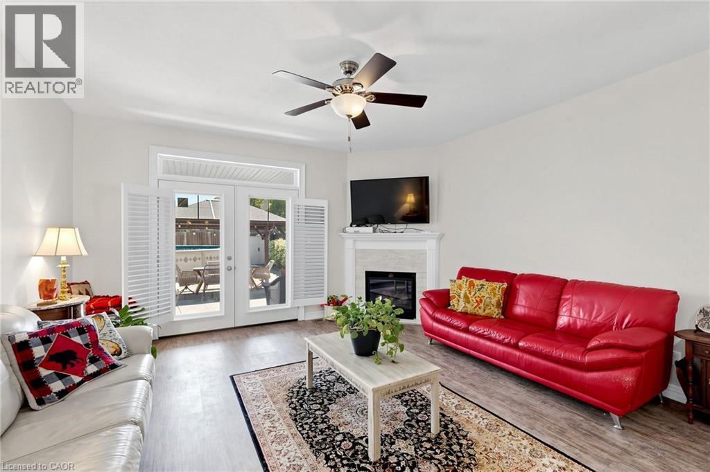 18 Gateway Avenue Property Photo 5