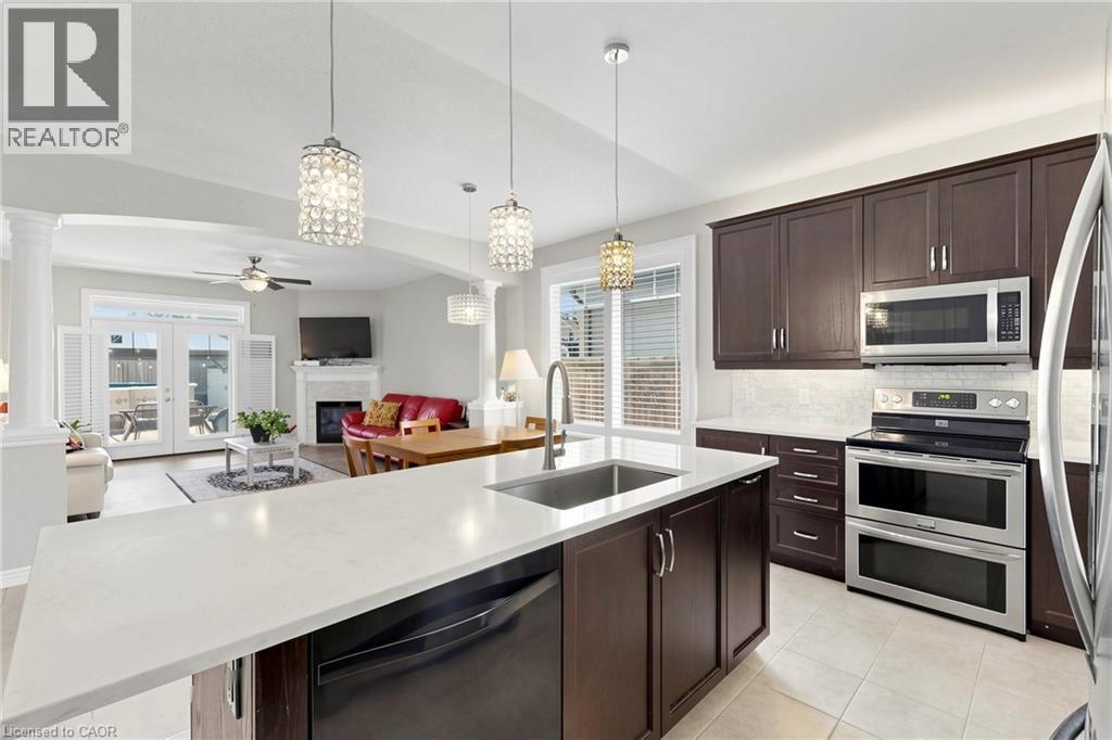 18 Gateway Avenue Property Photo 10
