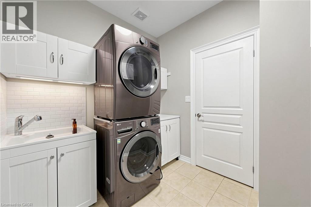 18 Gateway Avenue Property Photo 24