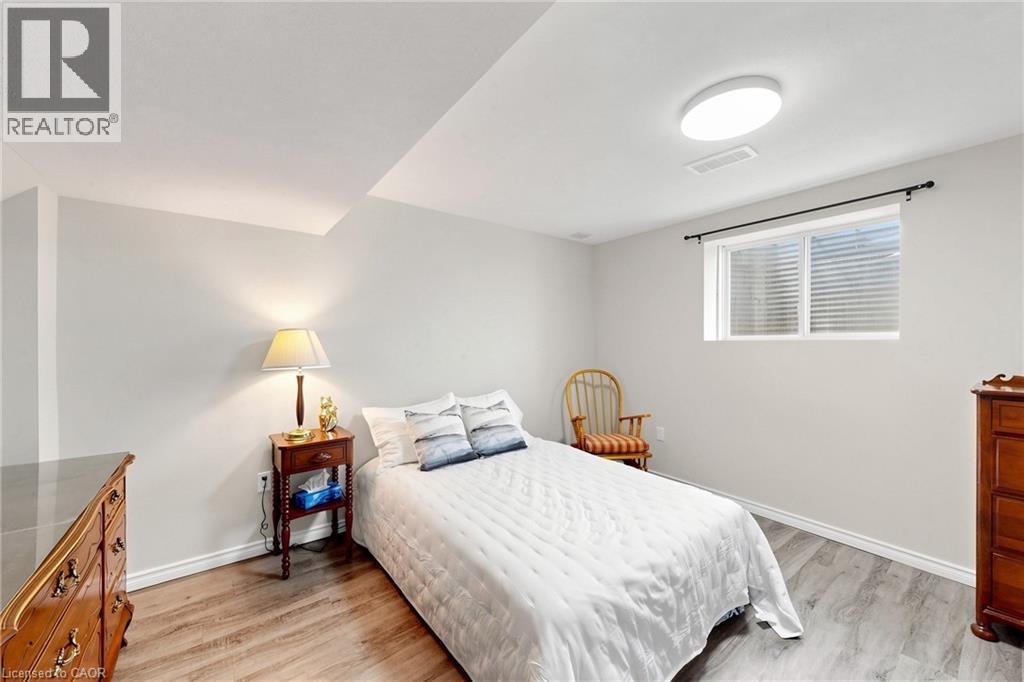 18 Gateway Avenue Property Photo 33