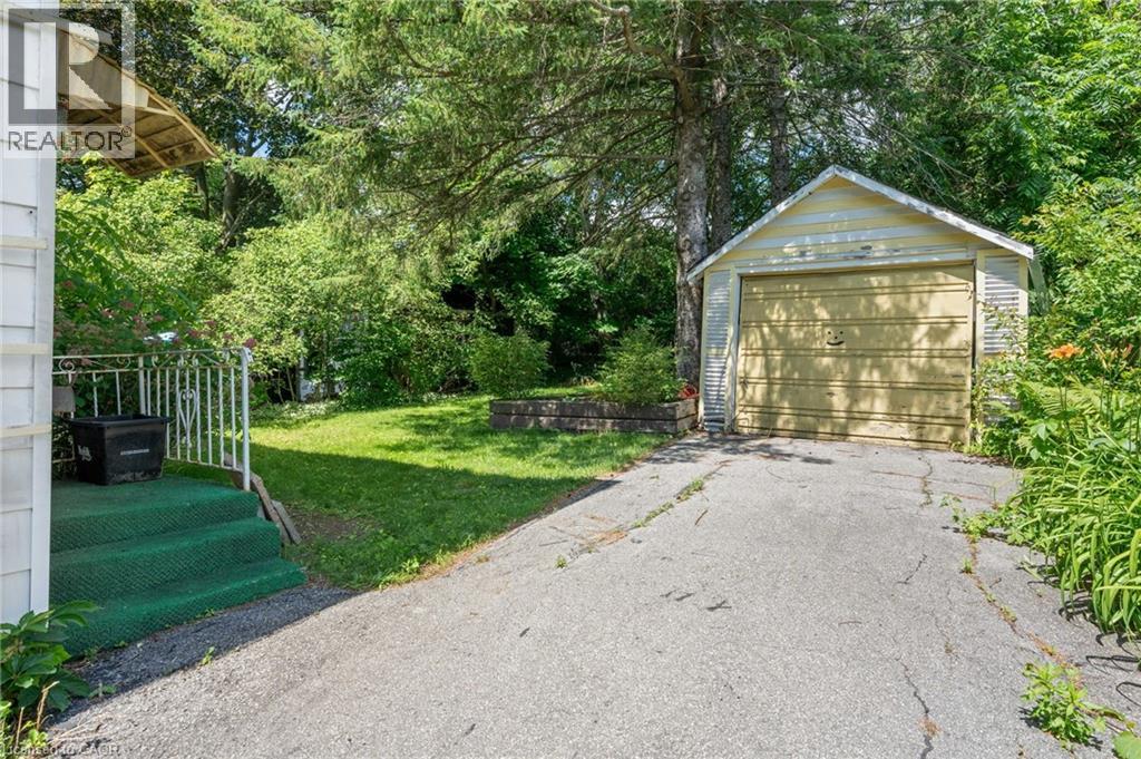35 Basil Avenue Property Photo 19