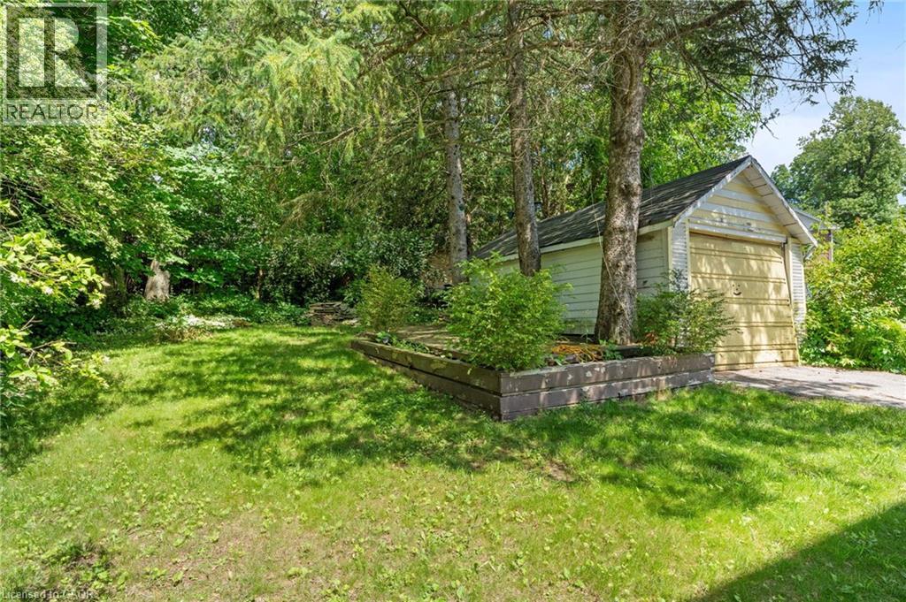 35 Basil Avenue Property Photo 20