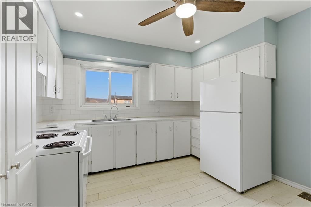 880 Lawrence Road Property Photo 17