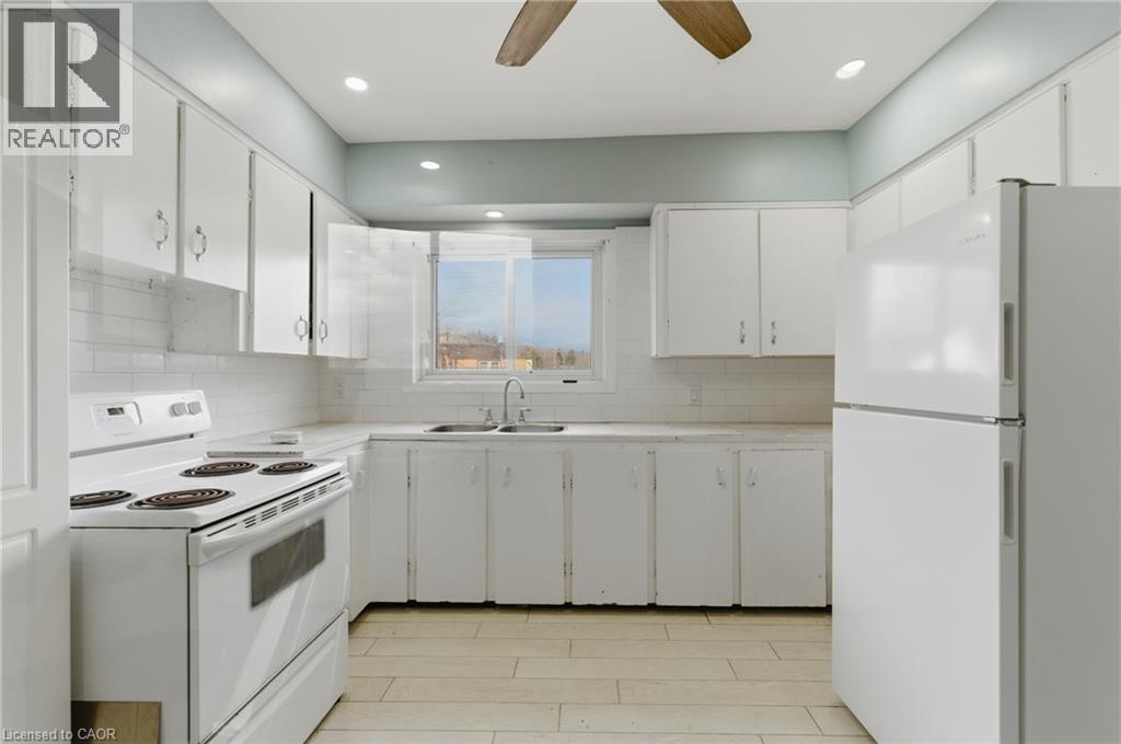 880 Lawrence Road Property Photo 18
