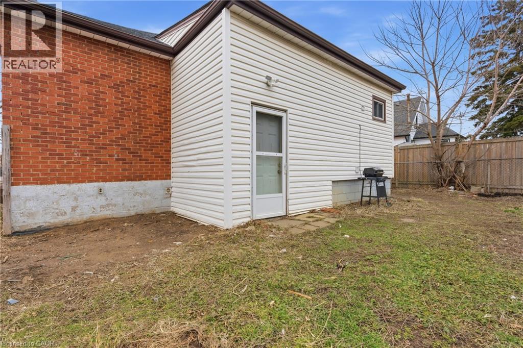 880 Lawrence Road Property Photo 29