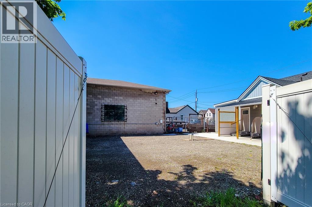 78 Hillyard Street Property Photo 44