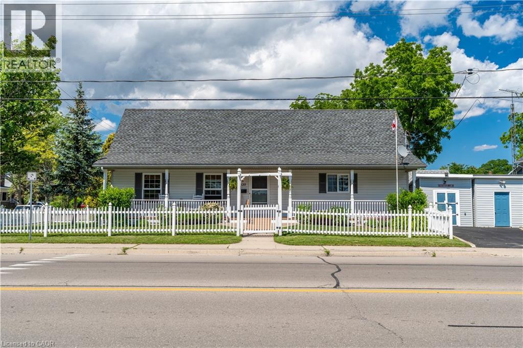 339 Main Street W Property Photo 26