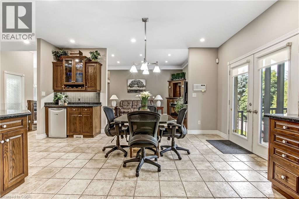 139 Mannheim Crescent Property Photo 14
