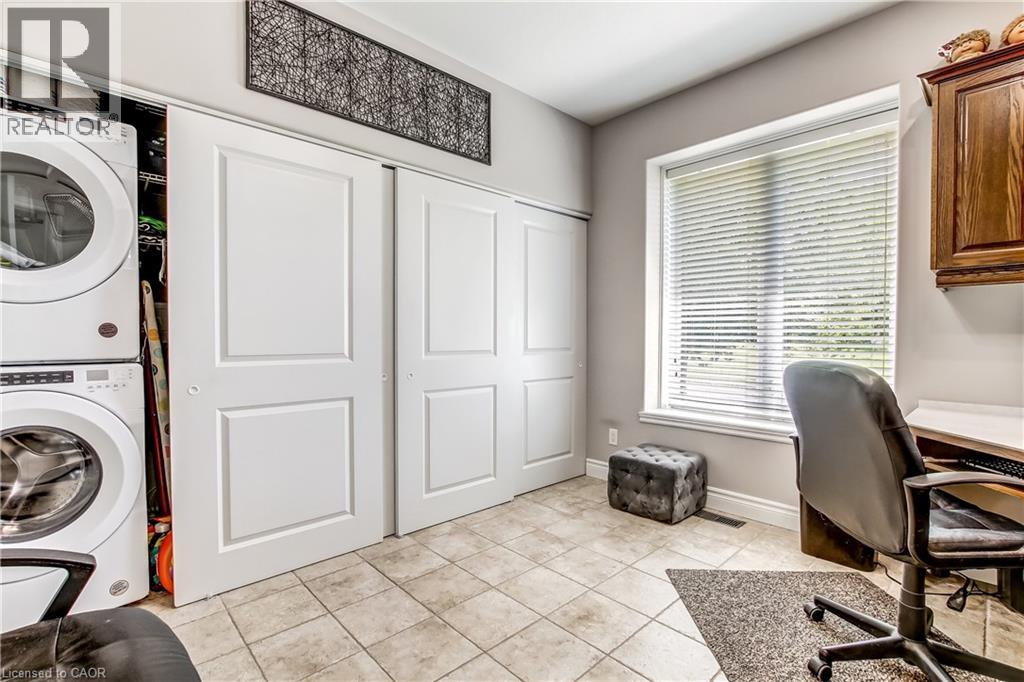 139 Mannheim Crescent Property Photo 22