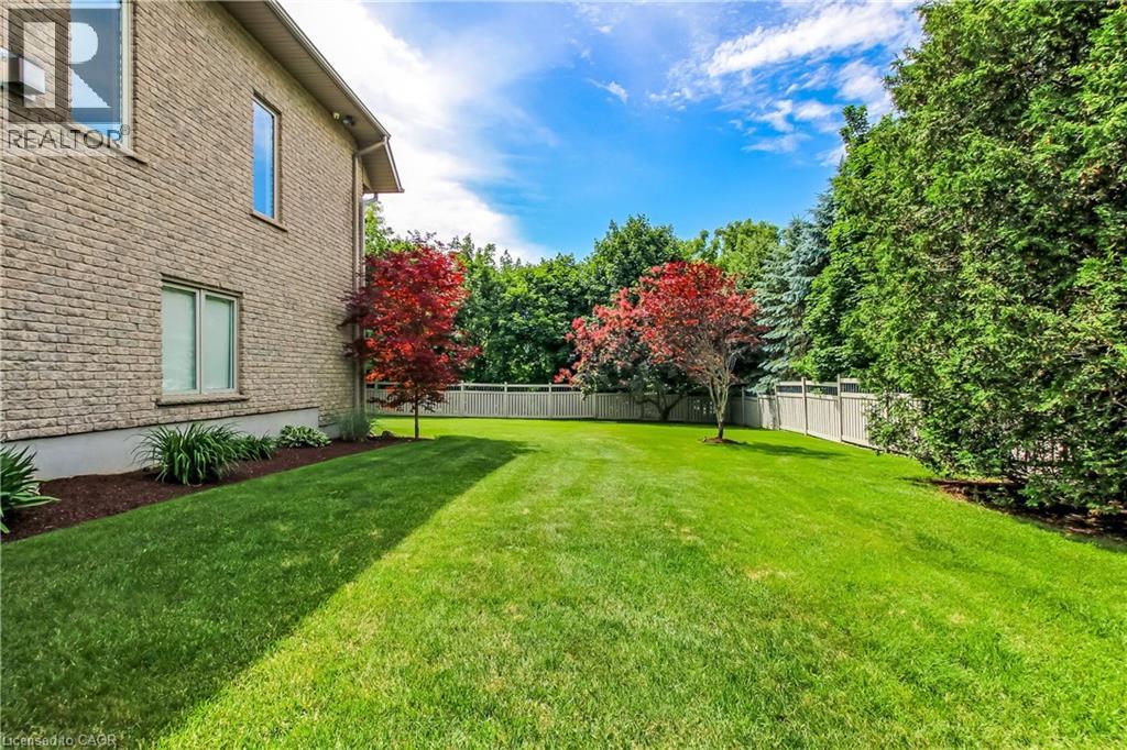 139 Mannheim Crescent Property Photo 45